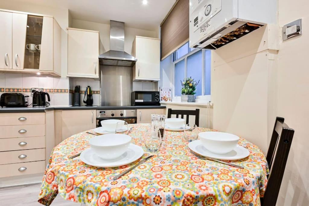 Charming In The Heart Of Paddington Londres
